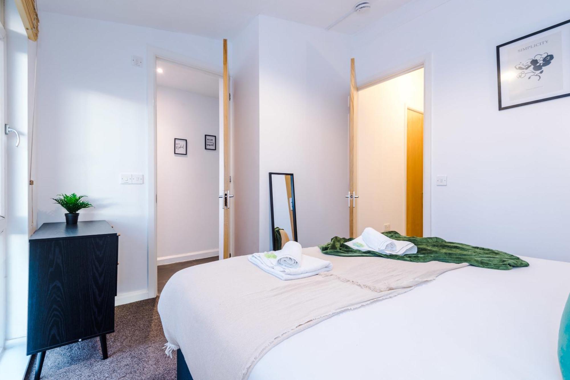 فيلا Rest&Recharge At A Spacious Townhouse By The Etihad مانشستر المظهر الخارجي الصورة